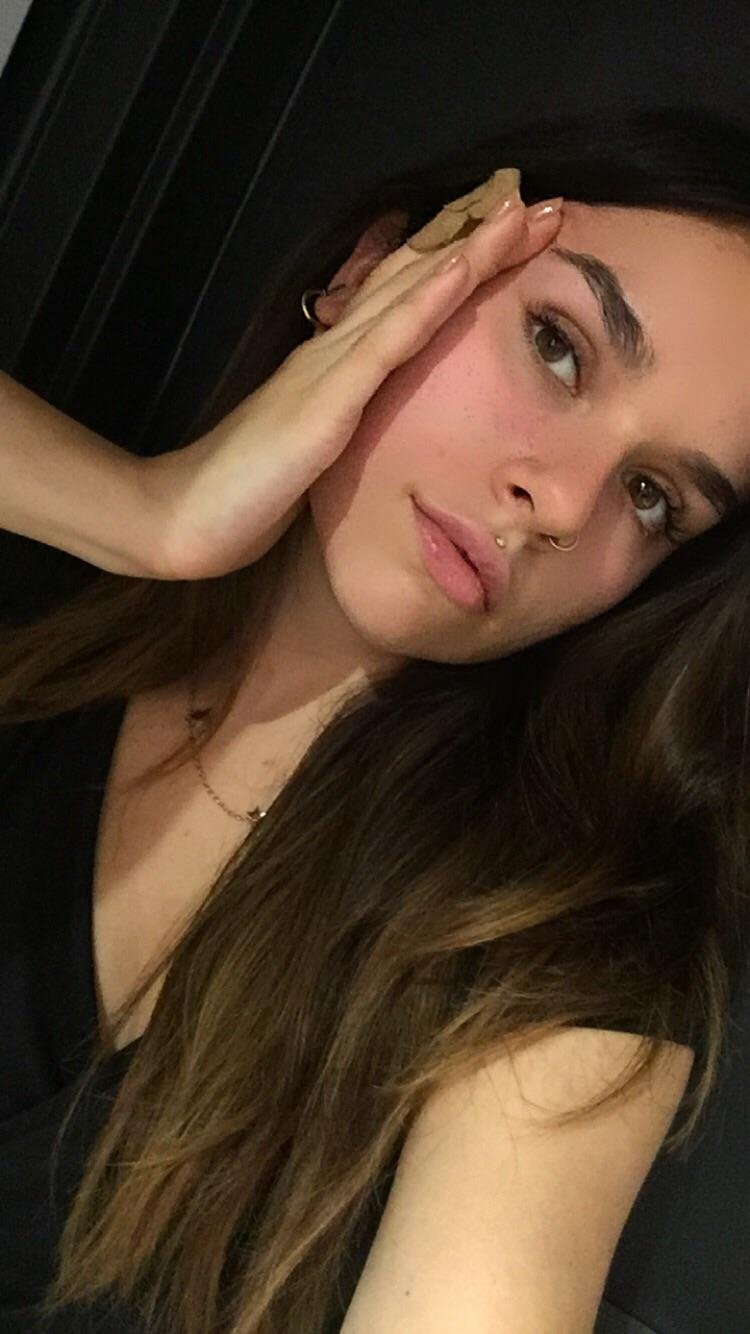 HelloRenee from Tameside,United Kingdom